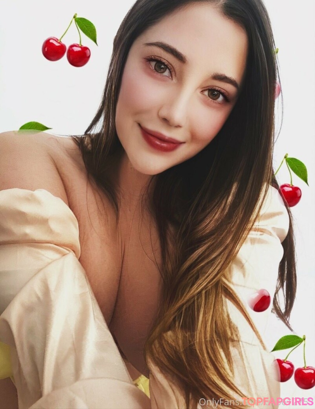 Foto desnuda filtrada de OnlyFans de Youritalianpetite #45 Foto desnuda filtrada de OnlyFans de Youritalianpetite #45