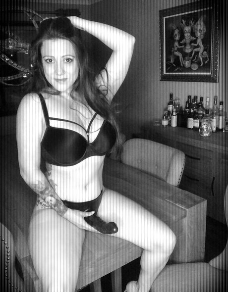 Foto desnuda filtrada de OnlyFans de Suzie212love