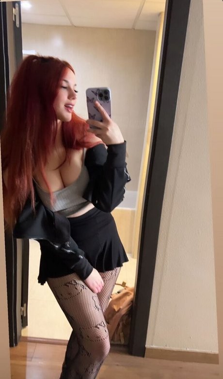 Foto desnuda filtrada de OnlyFans de Zeling
