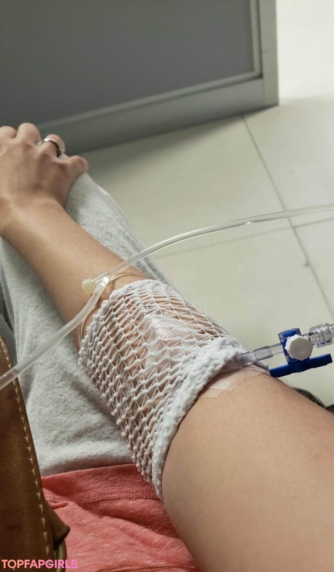 Foto desnuda filtrada de OnlyFans de Dumbeddowndinosaur #42 Foto desnuda filtrada de OnlyFans de Dumbeddowndinosaur #42