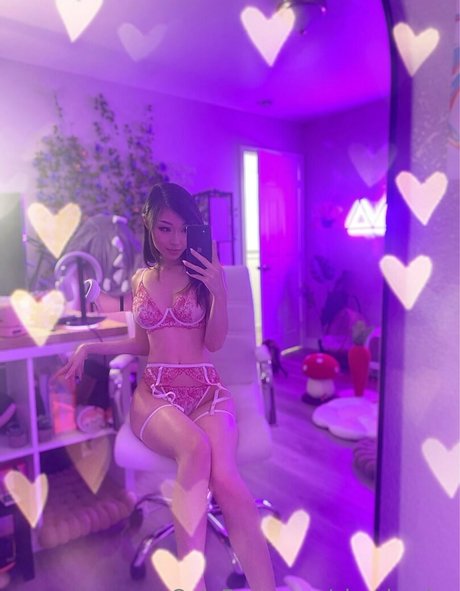 Foto desnuda filtrada de OnlyFans de Cloudrosies
