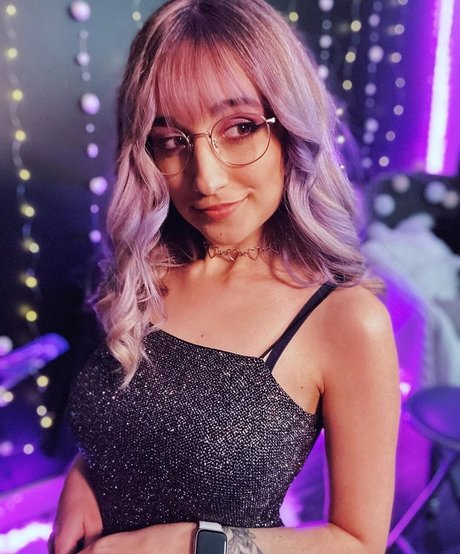 Maya Asmr Foto desnuda filtrada de OnlyFans de Maya Asmr #28