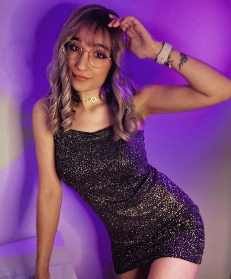 Maya Asmr Foto desnuda filtrada de OnlyFans de Maya Asmr #30