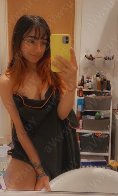 Maya Asmr Foto desnuda filtrada de OnlyFans de Maya Asmr #67