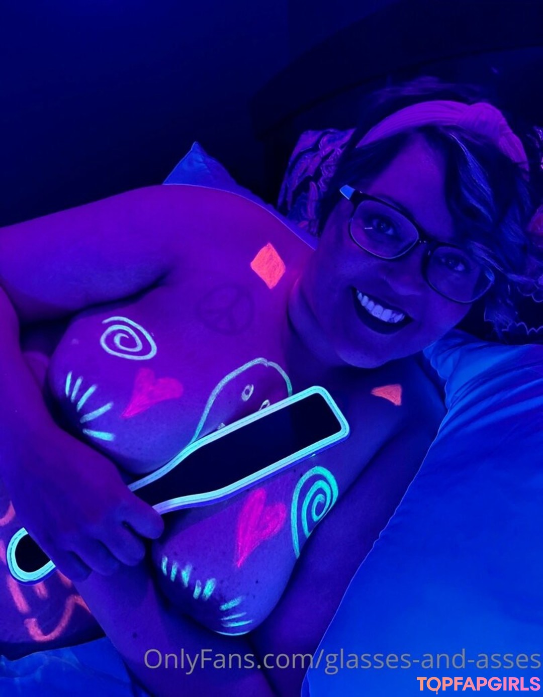 Foto desnuda filtrada de OnlyFans de Glassesandasses #114 Foto desnuda filtrada de OnlyFans de Glassesandasses #114
