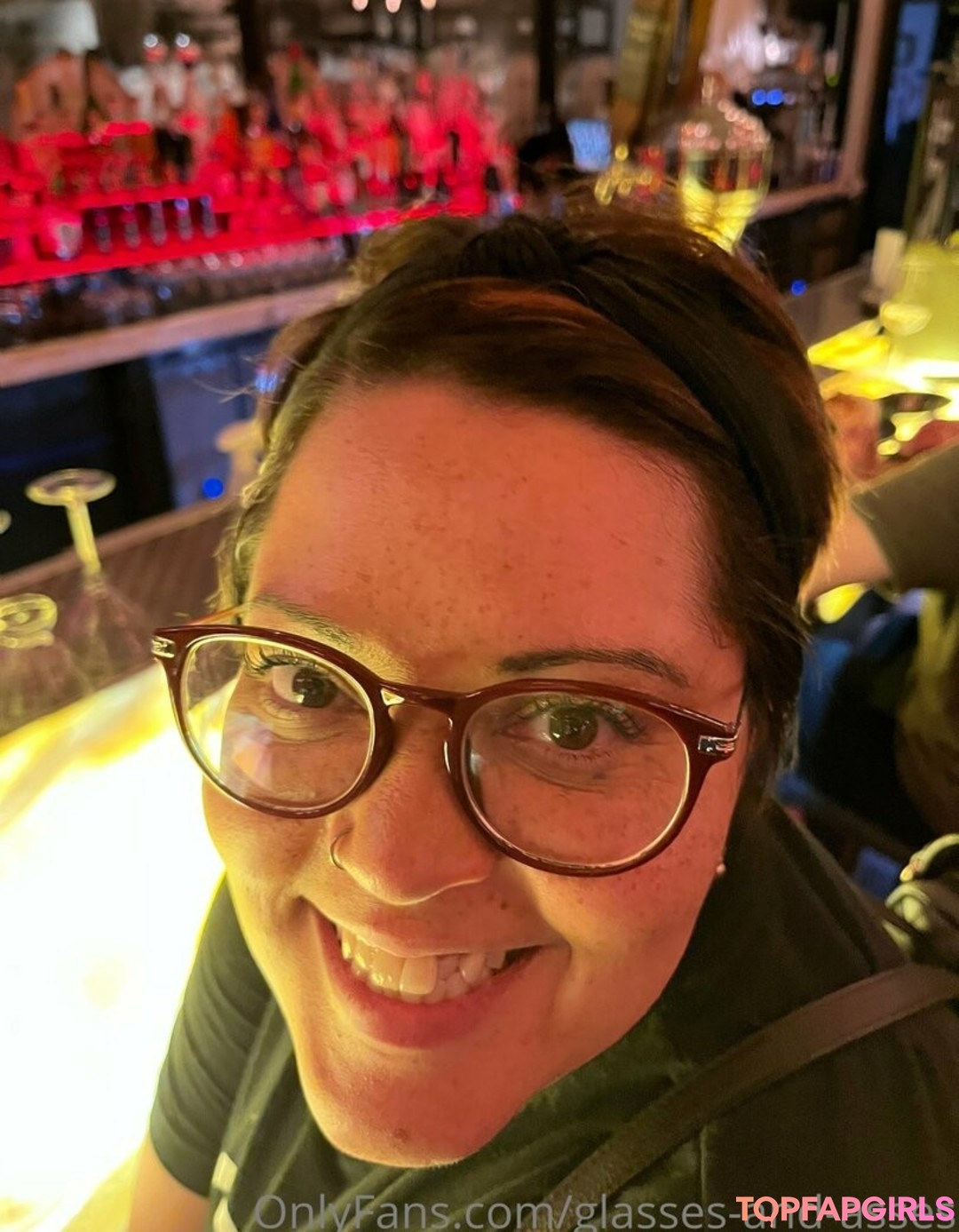 Foto desnuda filtrada de OnlyFans de Glassesandasses #261 Foto desnuda filtrada de OnlyFans de Glassesandasses #261