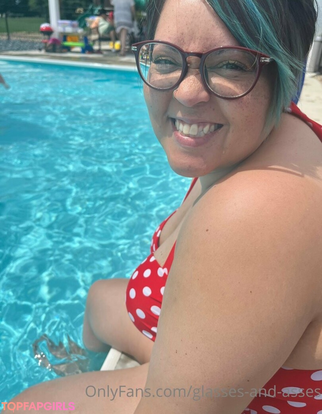 Foto desnuda filtrada de OnlyFans de Glassesandasses #94 Foto desnuda filtrada de OnlyFans de Glassesandasses #94