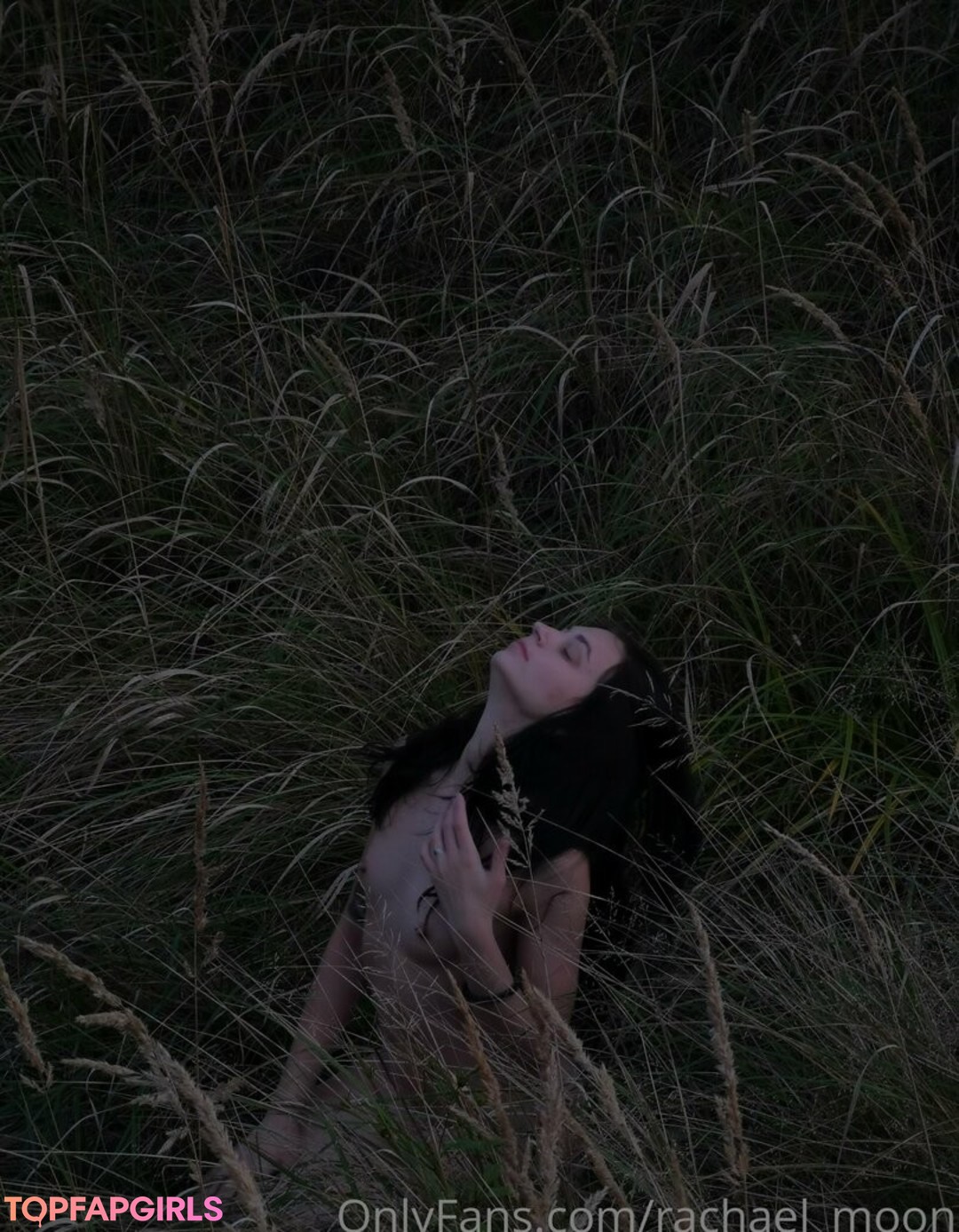Foto desnuda filtrada de OnlyFans de Rachaelmoon #70 Foto desnuda filtrada de OnlyFans de Rachaelmoon #70