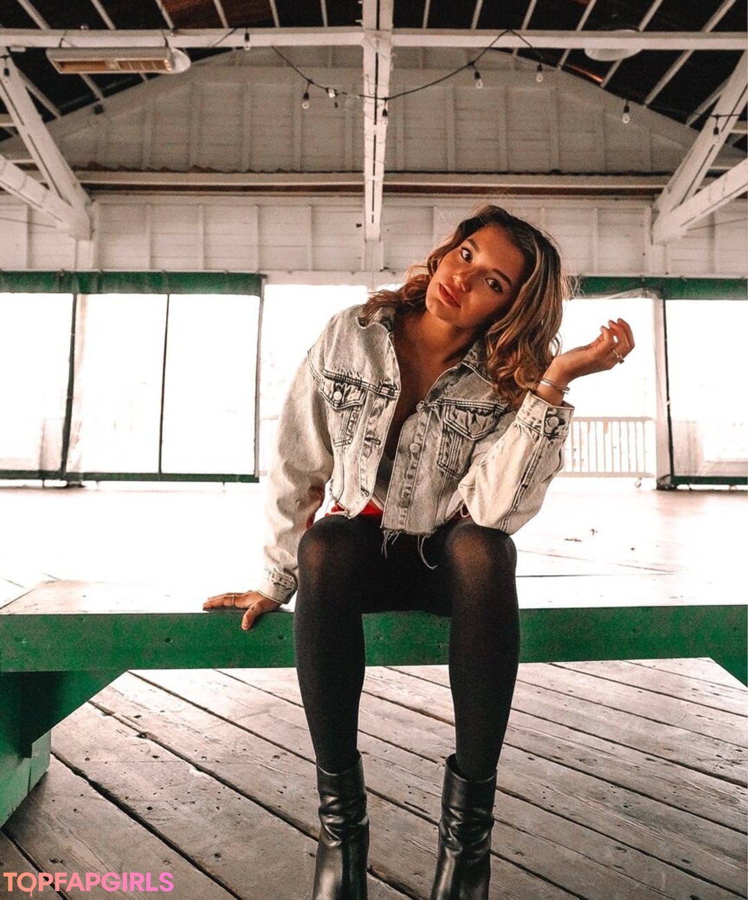 Foto desnuda filtrada de OnlyFans de Hannah Malvone #30 Foto desnuda filtrada de OnlyFans de Hannah Malvone #30