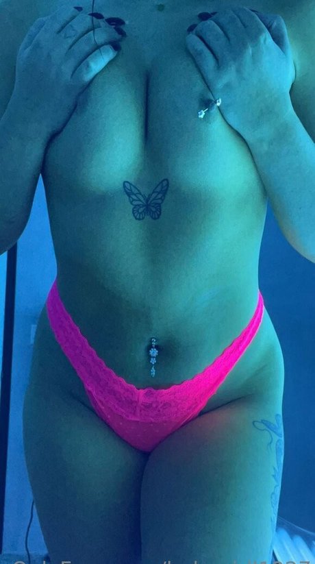 Foto desnuda filtrada de OnlyFans de Leigh Ann