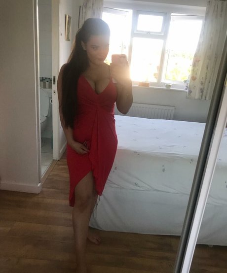 Foto desnuda filtrada de OnlyFans de Kirsty Brittain