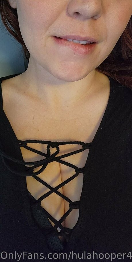 Foto desnuda filtrada de OnlyFans de Hulahooper420