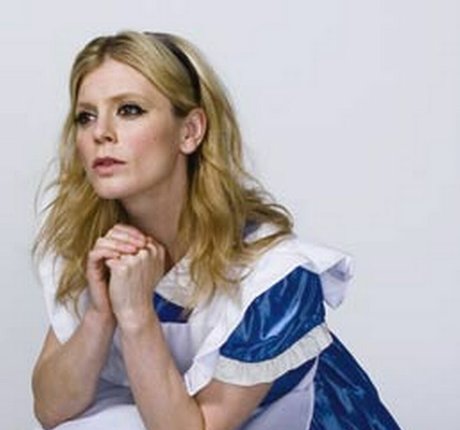 Emilia Fox