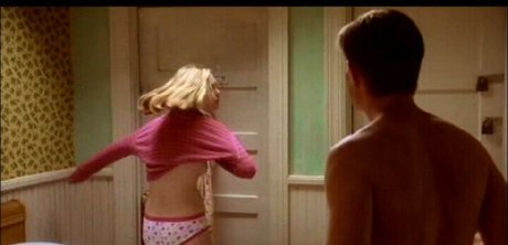Julia Stiles