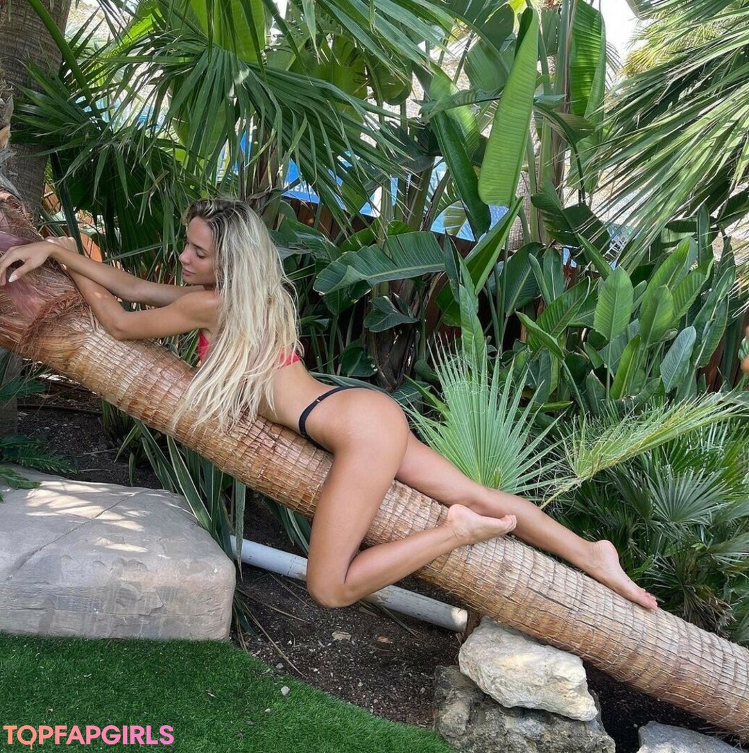 Foto desnuda filtrada de OnlyFans de Abby Vouge #83 Foto desnuda filtrada de OnlyFans de Abby Vouge #83