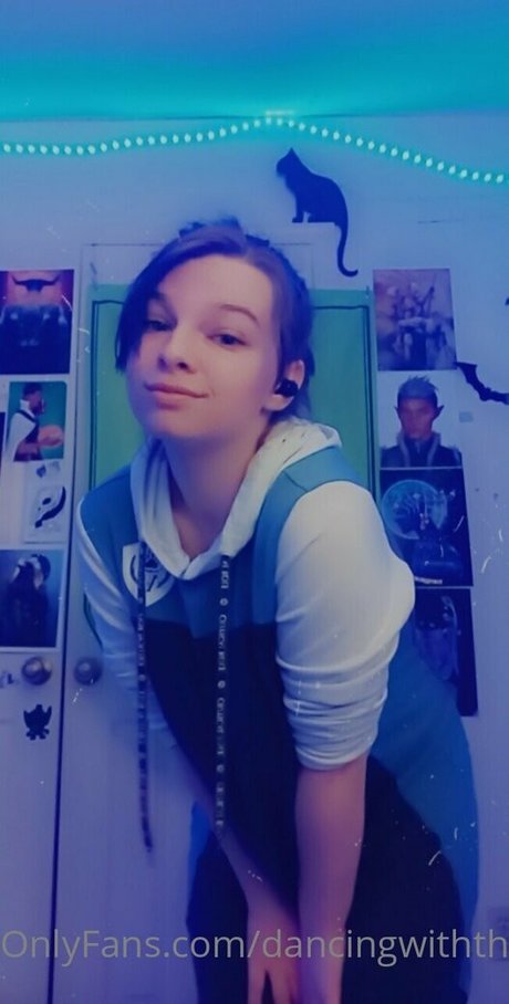 Foto desnuda filtrada de OnlyFans de Dancingwiththefae