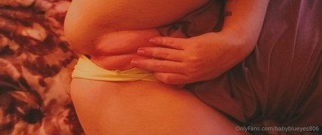 Foto desnuda filtrada de OnlyFans de Babyblueyes806