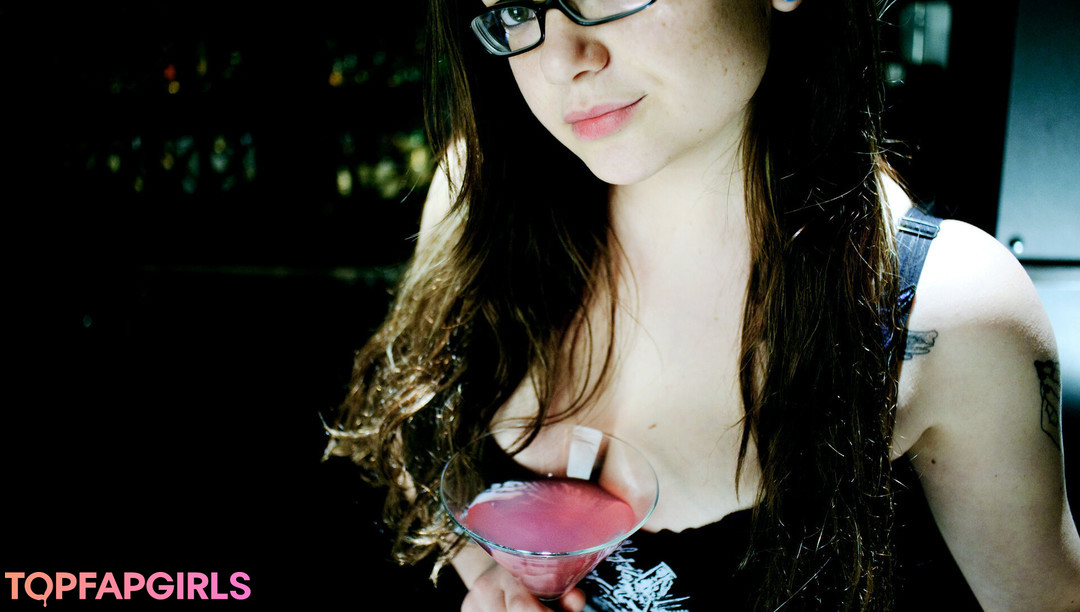 Foto desnuda filtrada de OnlyFans de Clioariane #100 Foto desnuda filtrada de OnlyFans de Clioariane #100