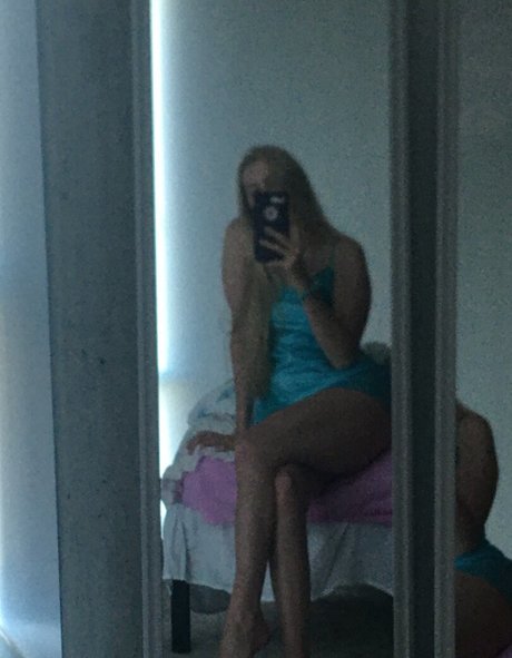 Foto desnuda filtrada de OnlyFans de Sprinklesthemaltese