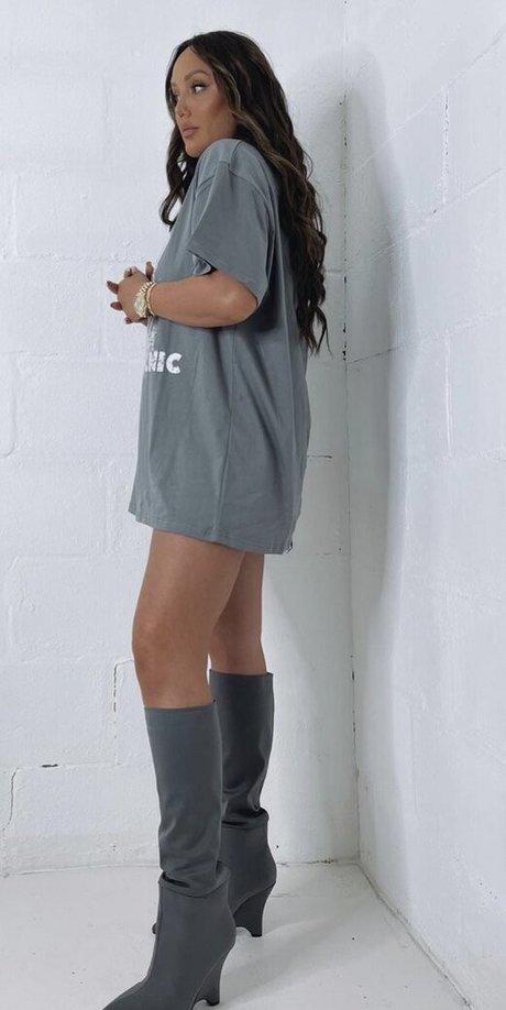 Foto desnuda filtrada de OnlyFans de Charlotte Crosby