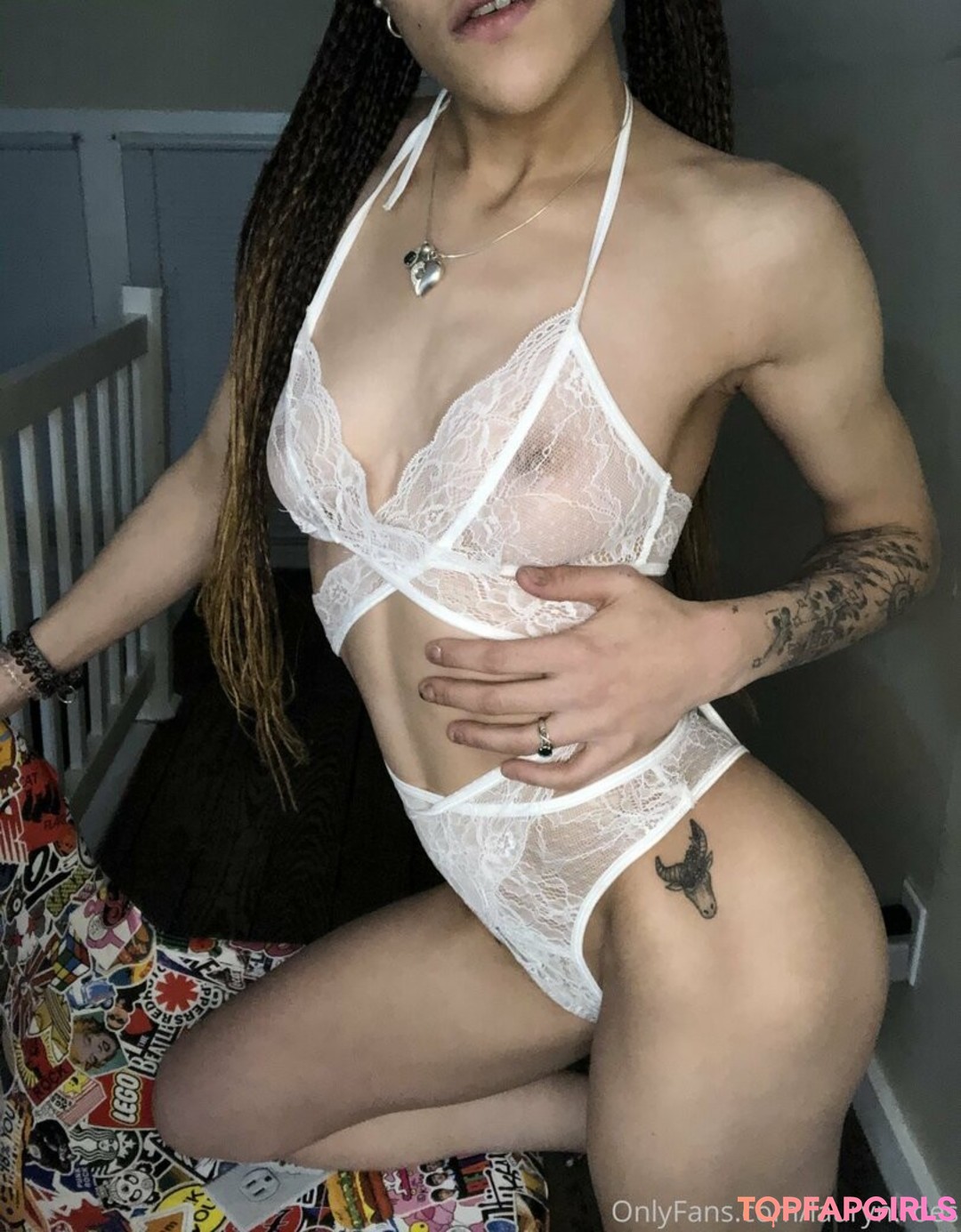 Foto desnuda filtrada de OnlyFans de Laurynroes #84 Foto desnuda filtrada de OnlyFans de Laurynroes #84