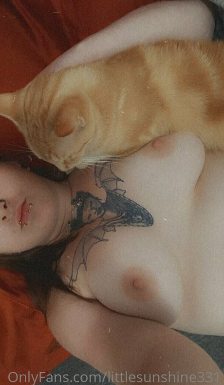 Foto desnuda filtrada de OnlyFans de Littlesunshine331