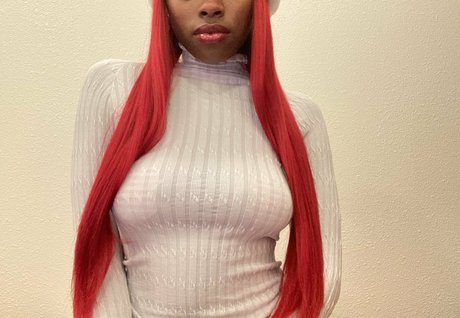 Foto desnuda filtrada de OnlyFans de Blackdelphine