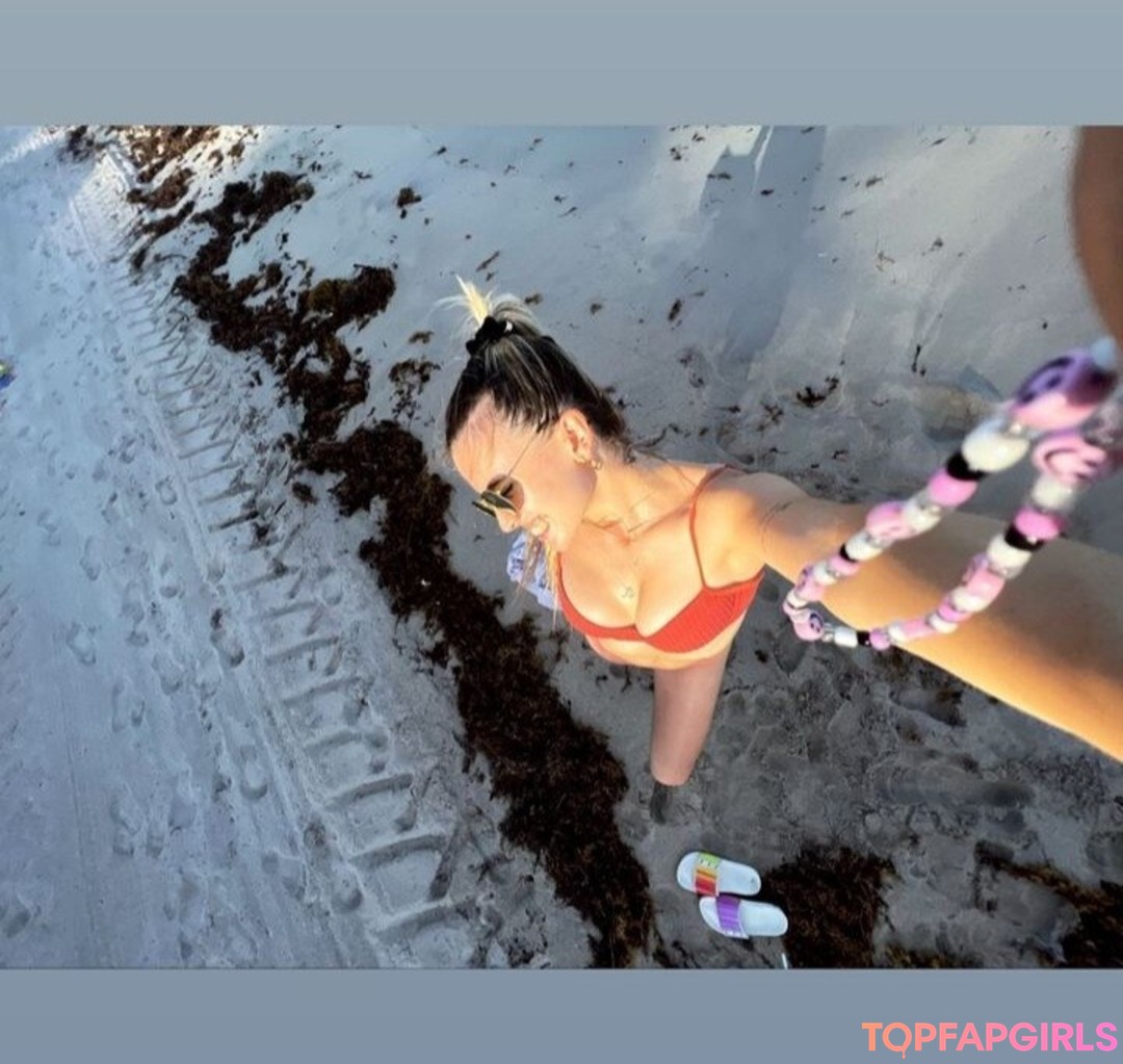 Foto desnuda filtrada de OnlyFans de Morena Beltran #247 Foto desnuda filtrada de OnlyFans de Morena Beltran #247