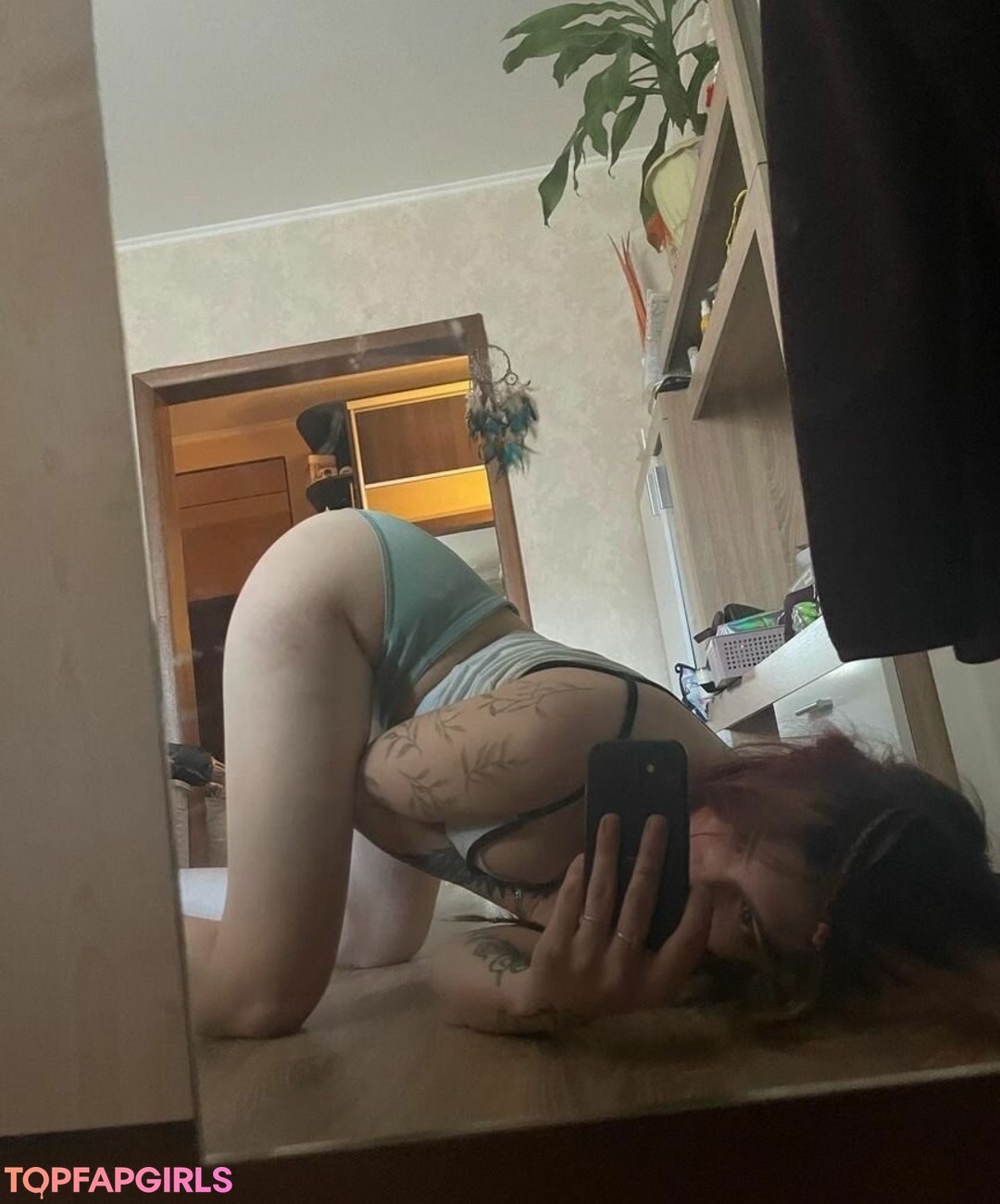 Foto desnuda filtrada de OnlyFans de Littlepolly102 #24 Foto desnuda filtrada de OnlyFans de Littlepolly102 #24