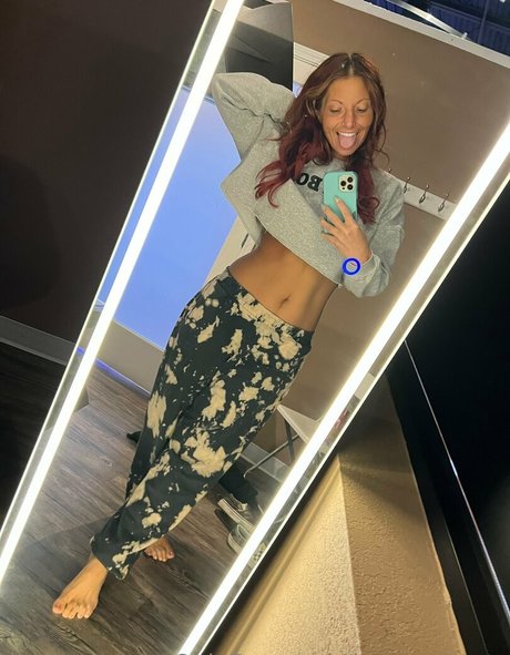 Foto desnuda filtrada de OnlyFans de Shelbyjames27