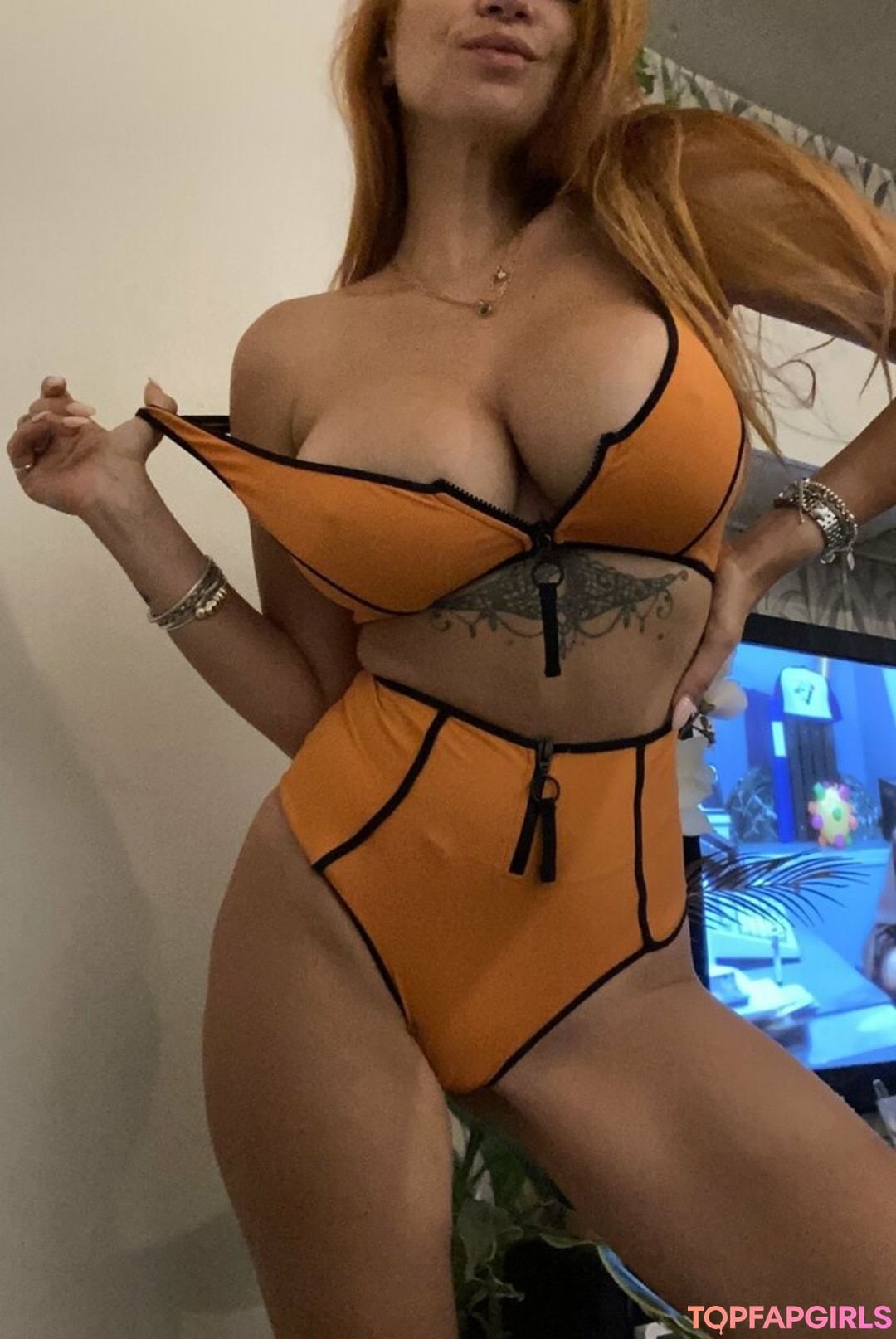 Foto desnuda filtrada de OnlyFans de Lillyroma1982 #2328 Foto desnuda filtrada de OnlyFans de Lillyroma1982 #2328