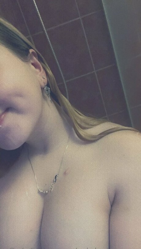 Miababyyyxx