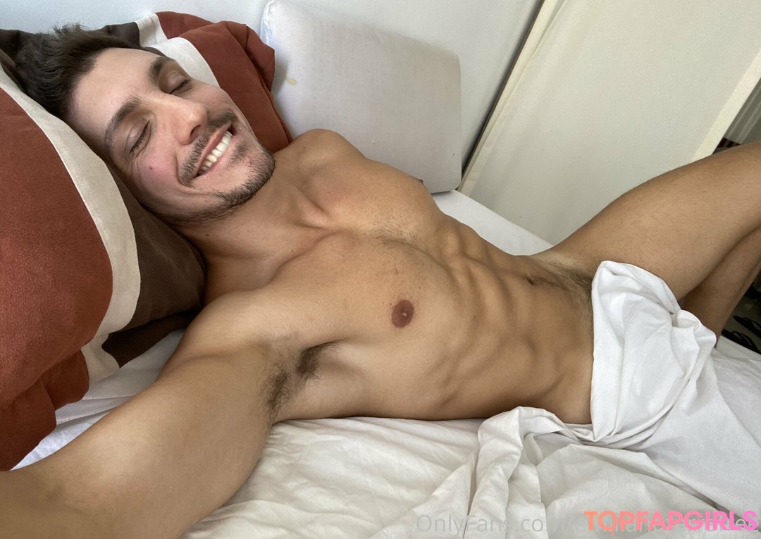 Foto desnuda filtrada de OnlyFans de Emilianoterra #58 Foto desnuda filtrada de OnlyFans de Emilianoterra #58