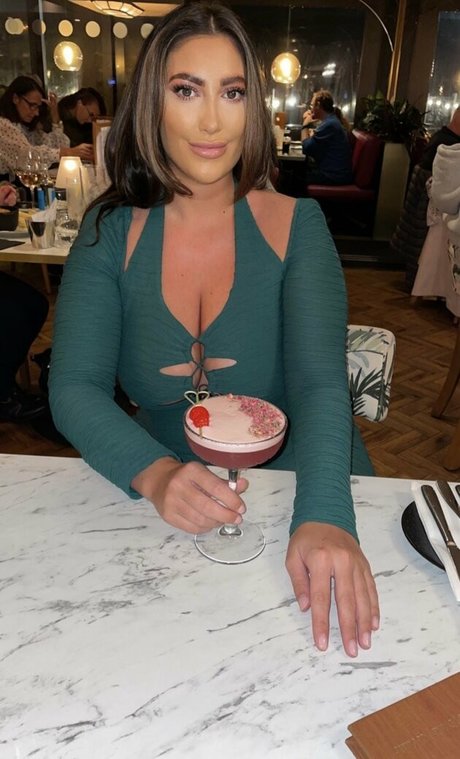 Kirstie V
