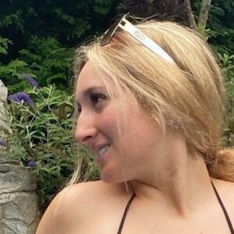Foto desnuda filtrada de OnlyFans de Angelina C