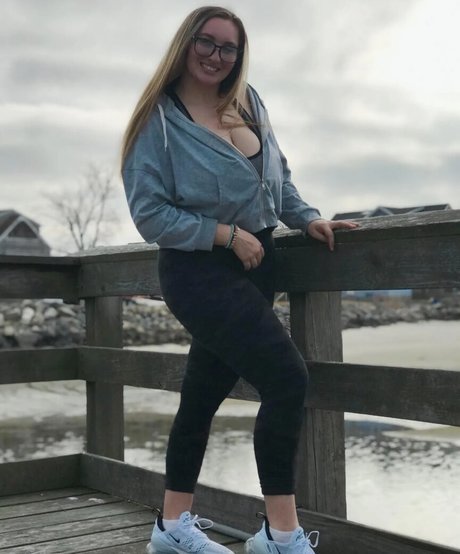 Foto desnuda filtrada de OnlyFans de Angelina C