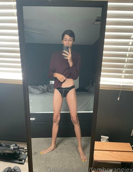 Femboyangiesfeet