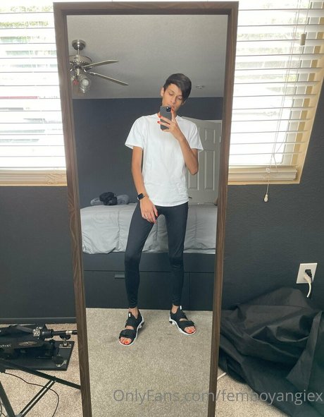 Femboyangiesfeet