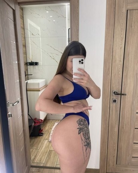 Foto desnuda filtrada de OnlyFans de Ariella23
