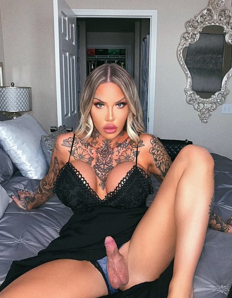 Foto desnuda filtrada de OnlyFans de Nadia Love