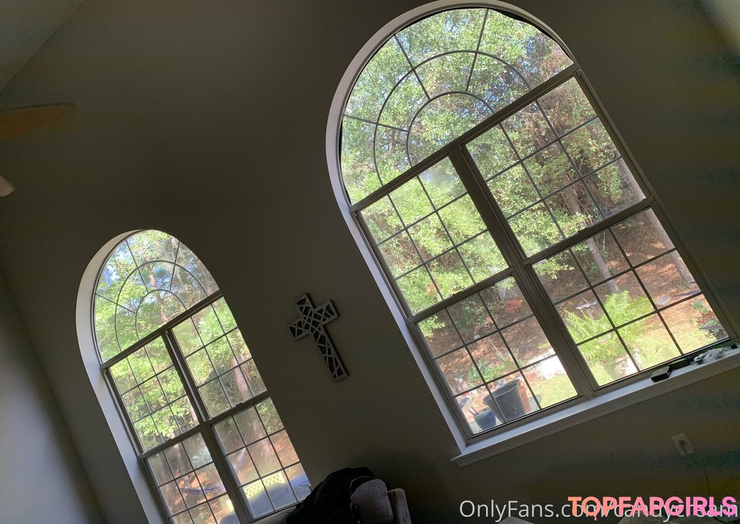 Foto desnuda filtrada de OnlyFans de Candycream #86 Foto desnuda filtrada de OnlyFans de Candycream #86