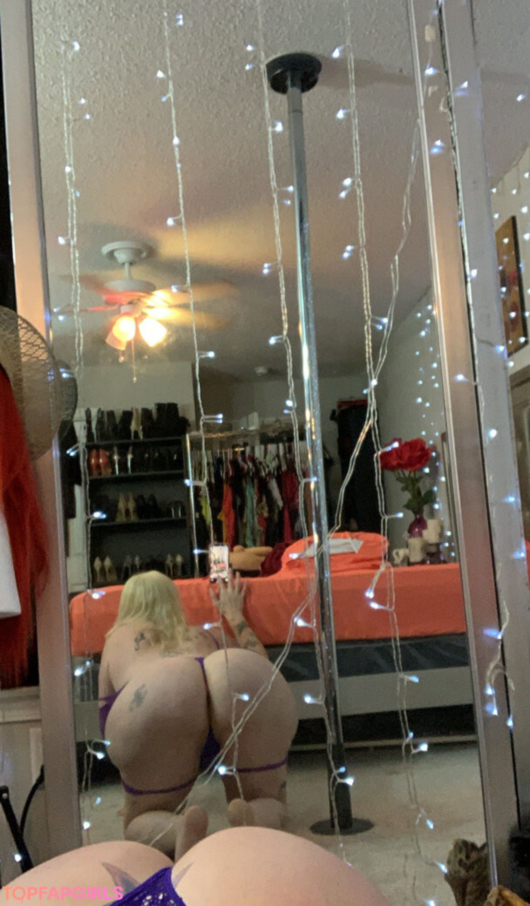 Foto desnuda filtrada de OnlyFans de Candycream #89 Foto desnuda filtrada de OnlyFans de Candycream #89