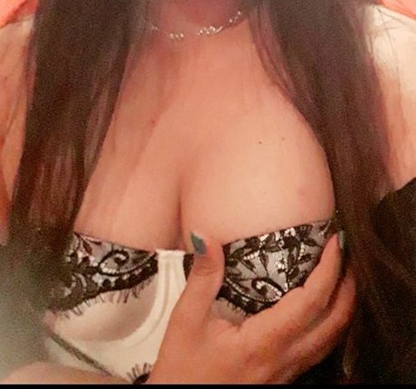 Foto desnuda filtrada de OnlyFans de Kandysweet80