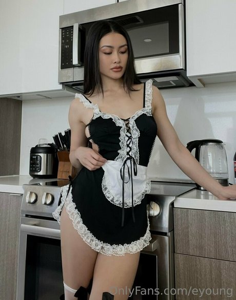 Elaine Thi