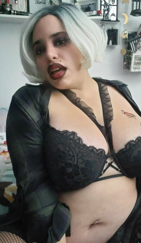 Foto desnuda filtrada de OnlyFans de Cinvonquinzel