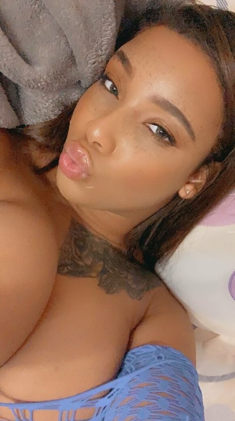 raynellemariah