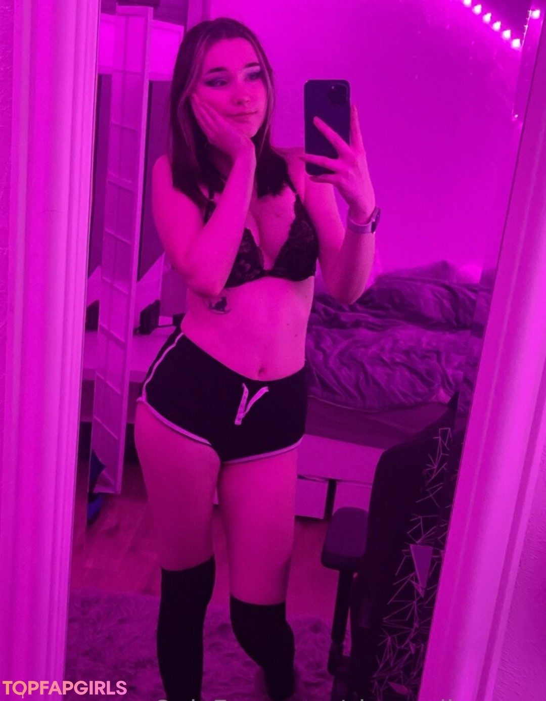 Foto desnuda filtrada de OnlyFans de Sleepydinosaur #85 Foto desnuda filtrada de OnlyFans de Sleepydinosaur #85