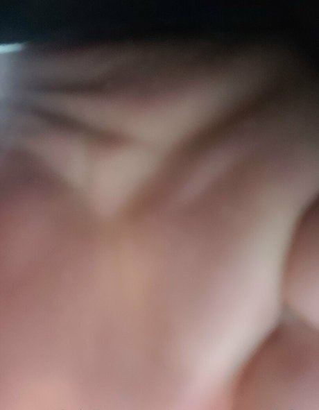 Monstrouscutiefree
