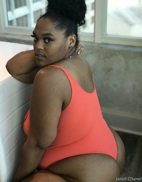 Jchanel12