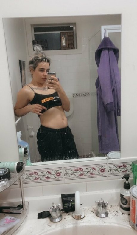 Tinytemptress17